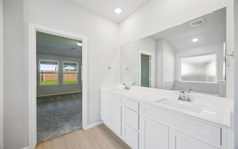 422 Lana Drive, Seagoville, TX 75159, 4 Habitaciones Habitaciones , ,2 BañosBaños,Residential,En Venta,422 Lana Drive,0,21200773