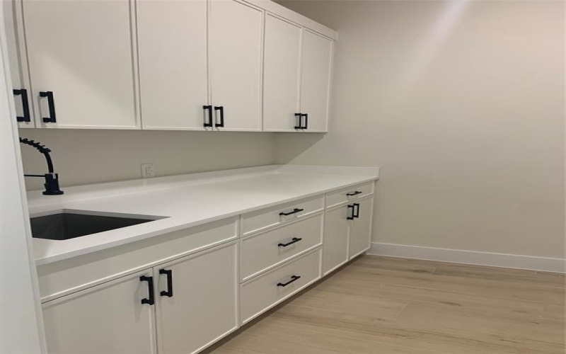 325 Soto Drive, Celeste, TX 75423, 4 Bedrooms Bedrooms, ,3 BathroomsBathrooms,Residential,For Sale,325 Soto Drive,0,21200776