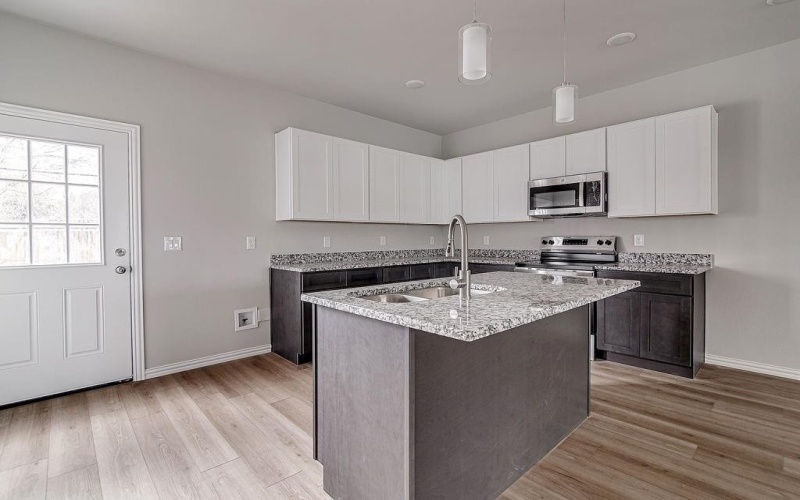 3125 Lumber Street, Fort Worth, TX 76112, 6 Habitaciones Habitaciones , ,5 BañosBaños,Residential Multi Family,En Venta,3125 Lumber Street,0,21200842