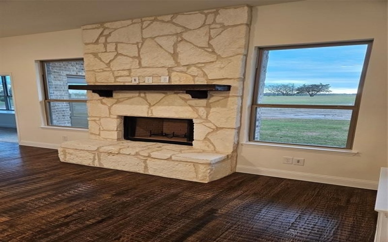 250 Yowell Road, Whitesboro, TX 76273, 6 Bedrooms Bedrooms, ,3 BathroomsBathrooms,Residential,For Sale,250 Yowell Road,20706238