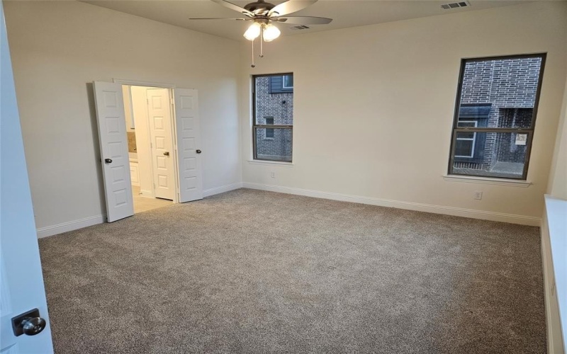250 Yowell Road, Whitesboro, TX 76273, 6 Bedrooms Bedrooms, ,3 BathroomsBathrooms,Residential,For Sale,250 Yowell Road,20706238
