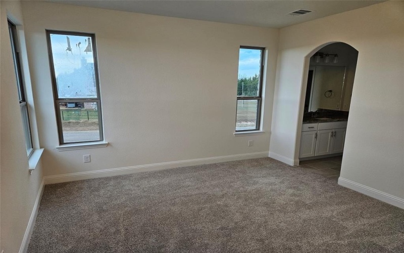 250 Yowell Road, Whitesboro, TX 76273, 6 Bedrooms Bedrooms, ,3 BathroomsBathrooms,Residential,For Sale,250 Yowell Road,20706238