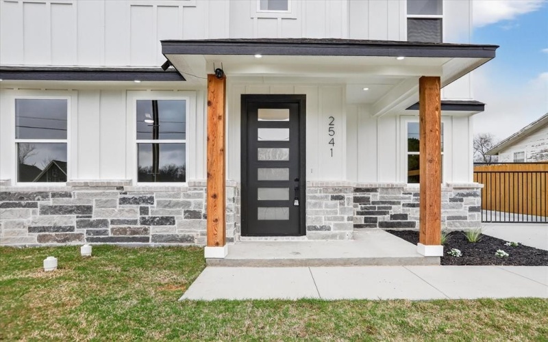 2541 Everton Drive, Lancaster, TX 75134, 4 Habitaciones Habitaciones , ,2 BañosBaños,Residential,En Venta,2541 Everton Drive,0,21201024