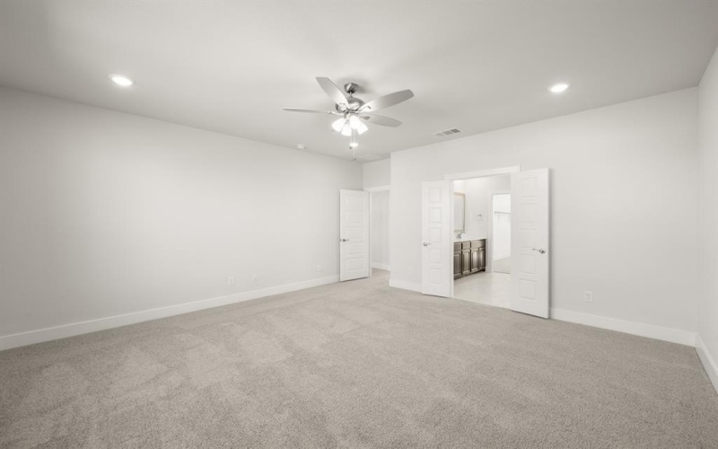 2431 Oak Knoll Drive, Palmer, TX 75152, 4 Bedrooms Bedrooms, ,3 BathroomsBathrooms,Residential,For Sale,2431 Oak Knoll Drive,0,21201040