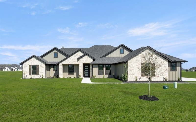 2431 Oak Knoll Drive, Palmer, TX 75152, 4 Bedrooms Bedrooms, ,3 BathroomsBathrooms,Residential,For Sale,2431 Oak Knoll Drive,0,21201040