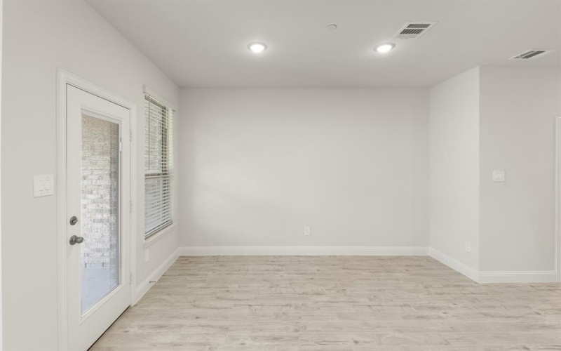 2630 Copper Breaks Street, Dallas, TX 75228, 3 Habitaciones Habitaciones , ,2 BañosBaños,Residential,En Venta,2630 Copper Breaks Street,0,21201126