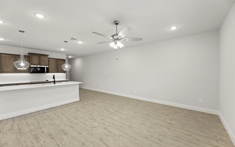 2638 Copper Breaks Street, Dallas, TX 75228, 3 Bedrooms Bedrooms, ,2 BathroomsBathrooms,Residential,For Sale,2638 Copper Breaks Street,0,21201145