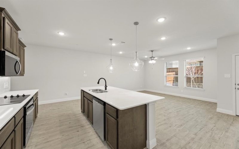 2638 Copper Breaks Street, Dallas, TX 75228, 3 Bedrooms Bedrooms, ,2 BathroomsBathrooms,Residential,For Sale,2638 Copper Breaks Street,0,21201145