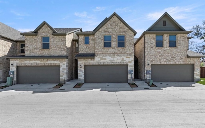 2642 Copper Breaks Street, Dallas, TX 75228, 3 Bedrooms Bedrooms, ,2 BathroomsBathrooms,Residential,For Sale,2642 Copper Breaks Street,0,21201164