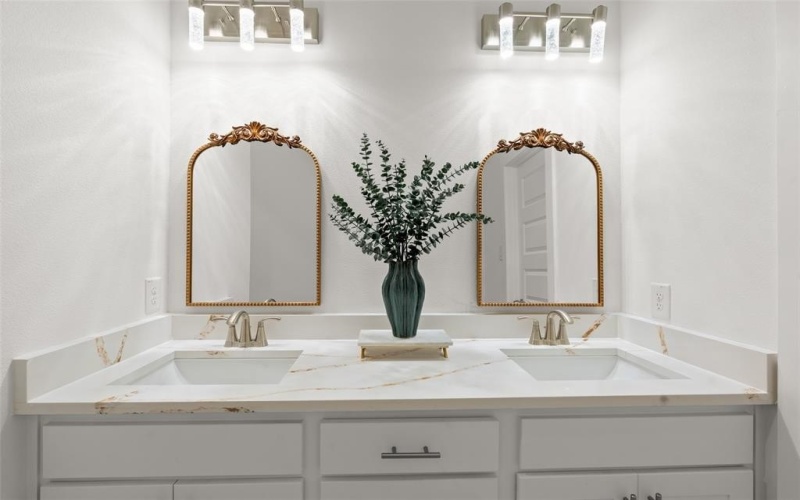 410 Matthew Street, Hillsboro, TX 76645, 3 Habitaciones Habitaciones , ,2 BañosBaños,Residential,En Venta,410 Matthew Street,0,21201223