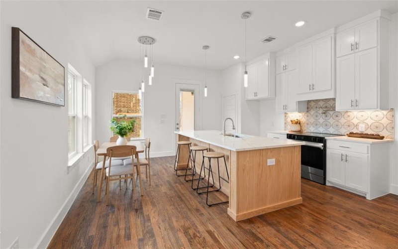 410 Matthew Street, Hillsboro, TX 76645, 3 Habitaciones Habitaciones , ,2 BañosBaños,Residential,En Venta,410 Matthew Street,0,21201223