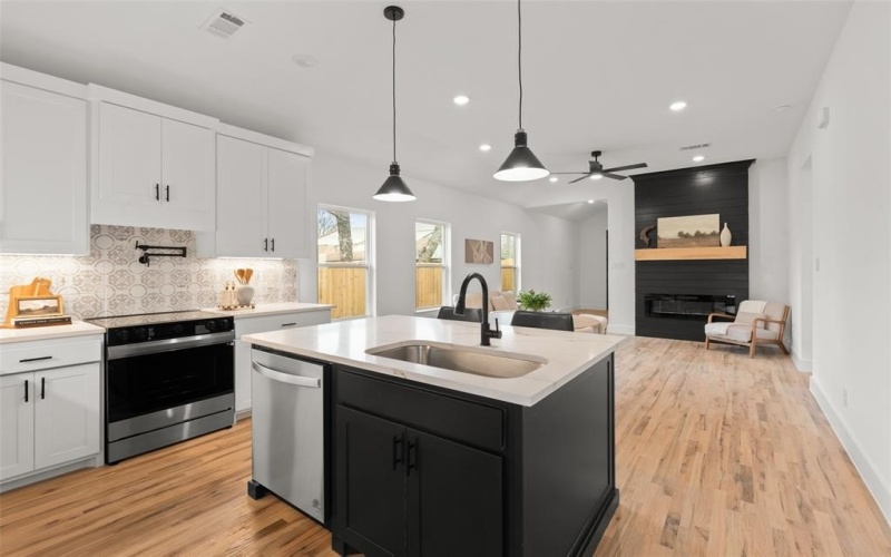 408 Matthew Street, Hillsboro, TX 76645, 3 Habitaciones Habitaciones , ,2 BañosBaños,Residential,En Venta,408 Matthew Street,0,21201265