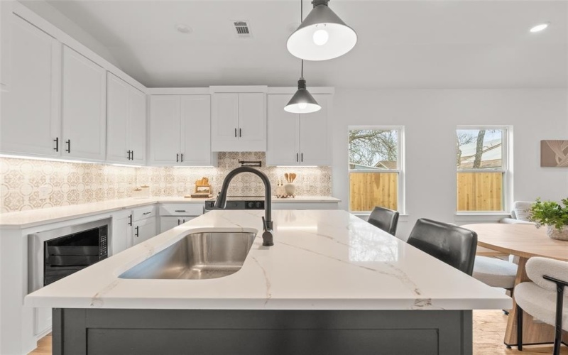 408 Matthew Street, Hillsboro, TX 76645, 3 Habitaciones Habitaciones , ,2 BañosBaños,Residential,En Venta,408 Matthew Street,0,21201265