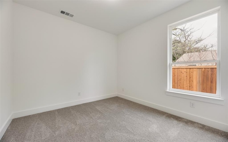 2511 Lea Crest Drive, Dallas, TX 75216, 4 Bedrooms Bedrooms, ,2 BathroomsBathrooms,Residential,For Sale,2511 Lea Crest Drive,0,21195681