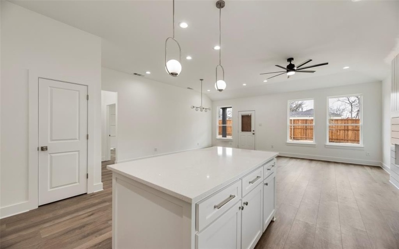 2511 Lea Crest Drive, Dallas, TX 75216, 4 Bedrooms Bedrooms, ,2 BathroomsBathrooms,Residential,For Sale,2511 Lea Crest Drive,0,21195681