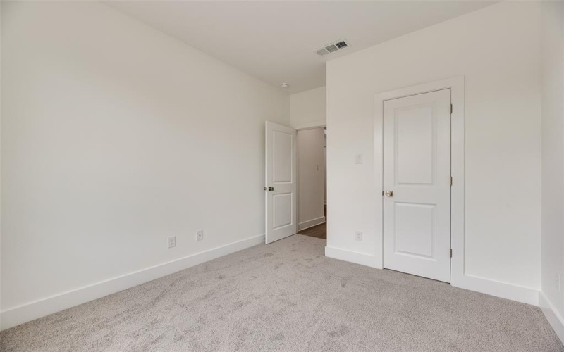 2511 Lea Crest Drive, Dallas, TX 75216, 4 Bedrooms Bedrooms, ,2 BathroomsBathrooms,Residential,For Sale,2511 Lea Crest Drive,0,21195681