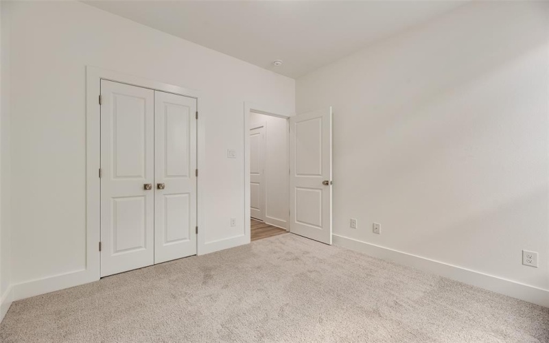 2511 Lea Crest Drive, Dallas, TX 75216, 4 Bedrooms Bedrooms, ,2 BathroomsBathrooms,Residential,For Sale,2511 Lea Crest Drive,0,21195681