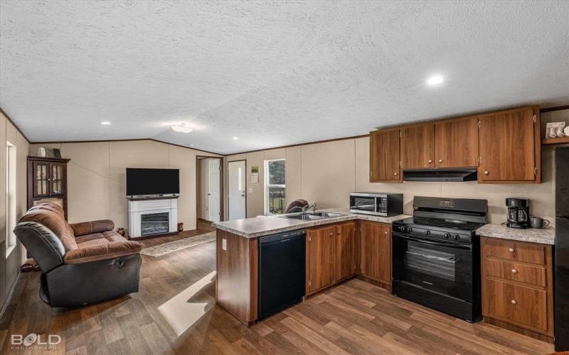 1197 Wafer Road, Haughton, LA 71037, 2 Bedrooms Bedrooms, ,1 BathroomBathrooms,Residential,For Sale,1197 Wafer Road,0,21196467