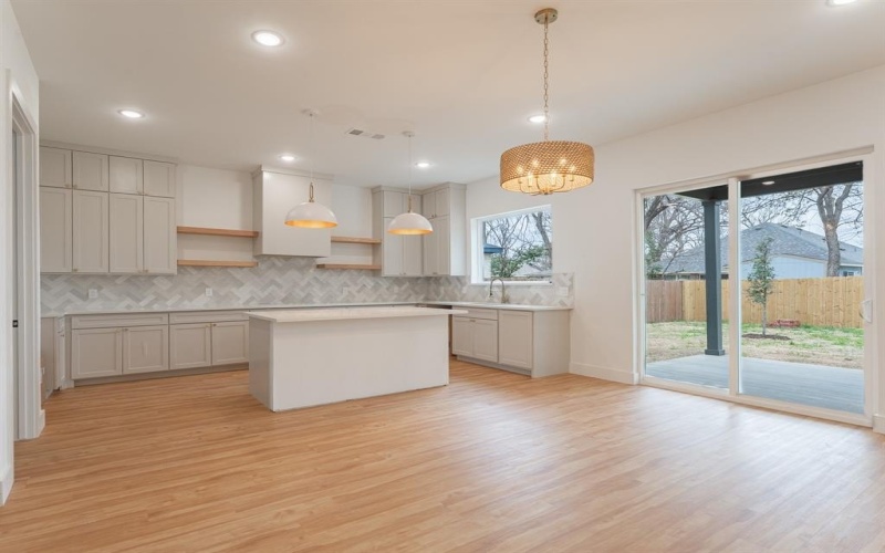 3041 Valentine Street, Dallas, TX 75215, 4 Bedrooms Bedrooms, ,5 BathroomsBathrooms,Residential,For Sale,3041 Valentine Street,0,21197145