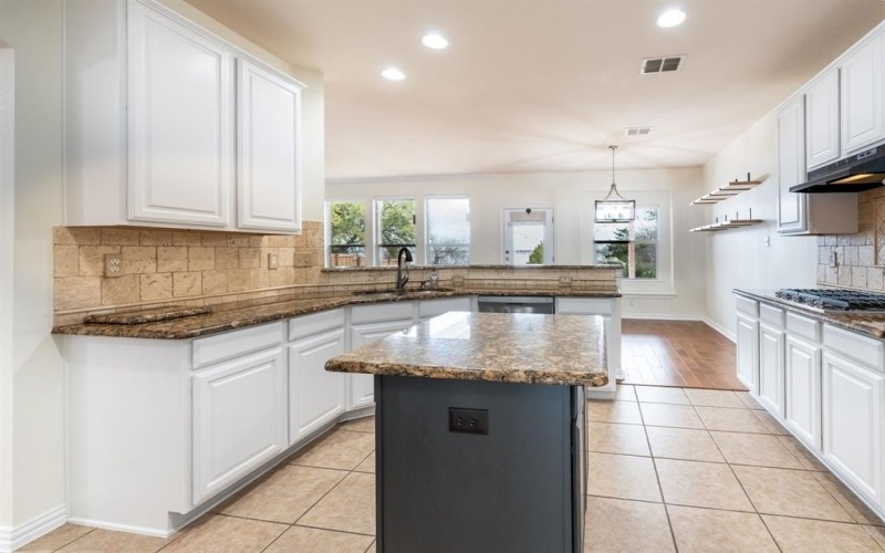 4102 Stone Haven Drive, Garland, TX 75043, 4 Habitaciones Habitaciones , ,2 BañosBaños,Residential,En Venta,4102 Stone Haven Drive,0,21197166