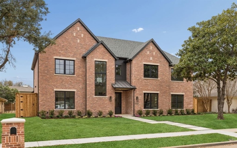 1121 Eton Drive, Richardson, TX 75080, 5 Habitaciones Habitaciones , ,5 BañosBaños,Residential,En Venta,1121 Eton Drive,0,21197770