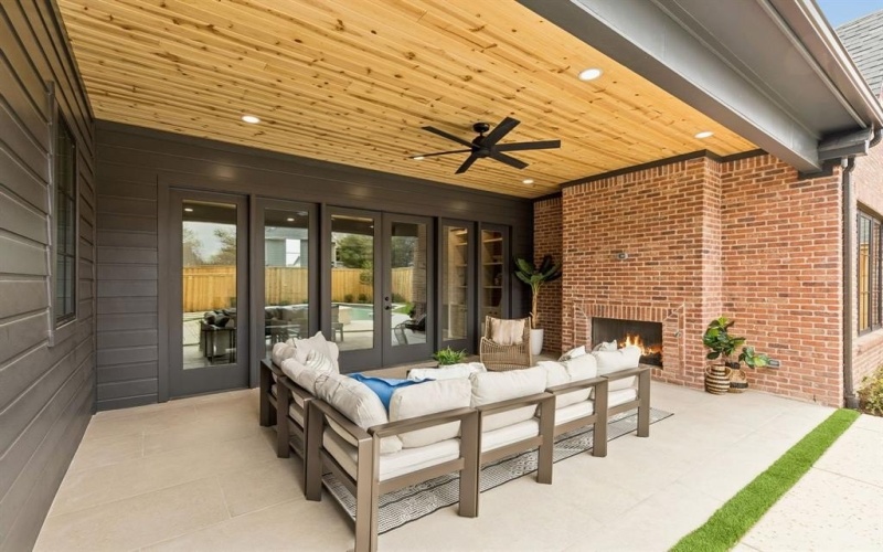 1121 Eton Drive, Richardson, TX 75080, 5 Habitaciones Habitaciones , ,5 BañosBaños,Residential,En Venta,1121 Eton Drive,0,21197770