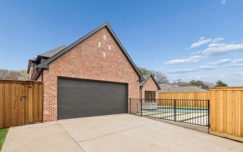 1121 Eton Drive, Richardson, TX 75080, 5 Habitaciones Habitaciones , ,5 BañosBaños,Residential,En Venta,1121 Eton Drive,0,21197770