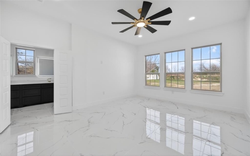 1530 S Houston School Road, Lancaster, TX 75146, 4 Habitaciones Habitaciones , ,3 BañosBaños,Residential,En Venta,1530 S Houston School Road,0,21198889