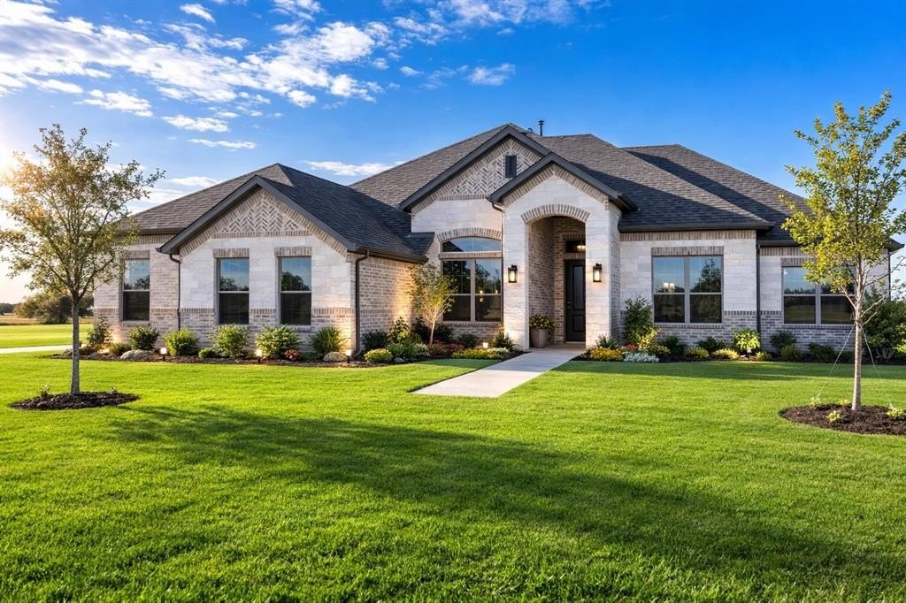 124 Lila Lake Drive, Waxahachie, TX 75165, 4 Habitaciones Habitaciones , ,2 BañosBaños,Residential,En Venta,124 Lila Lake Drive,0,21199501