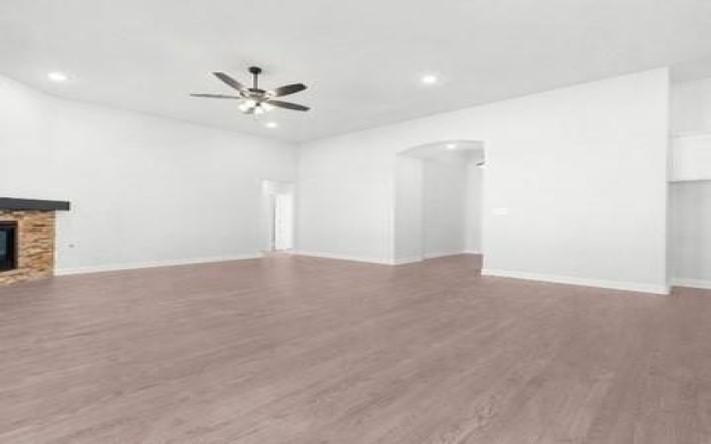 124 Lila Lake Drive, Waxahachie, TX 75165, 4 Habitaciones Habitaciones , ,2 BañosBaños,Residential,En Venta,124 Lila Lake Drive,0,21199501