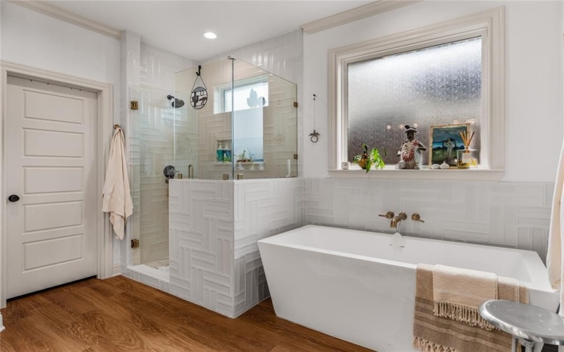 13062 Rainier Drive, Woodway, TX 76712, 5 Bedrooms Bedrooms, ,3 BathroomsBathrooms,Residential,For Sale,13062 Rainier Drive,0,21199552