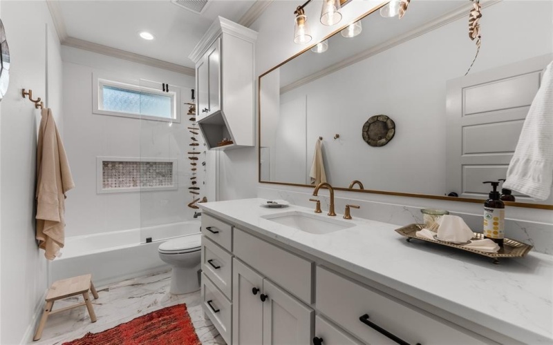 13062 Rainier Drive, Woodway, TX 76712, 5 Bedrooms Bedrooms, ,3 BathroomsBathrooms,Residential,For Sale,13062 Rainier Drive,0,21199552