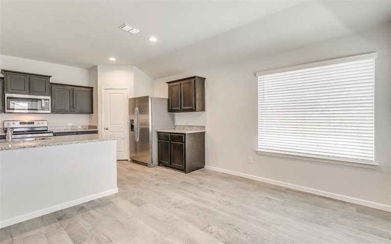 9209 Herringbone Drive, Fort Worth, TX 76131, 4 Habitaciones Habitaciones , ,2 BañosBaños,Residential,En Venta,9209 Herringbone Drive,0,21199669