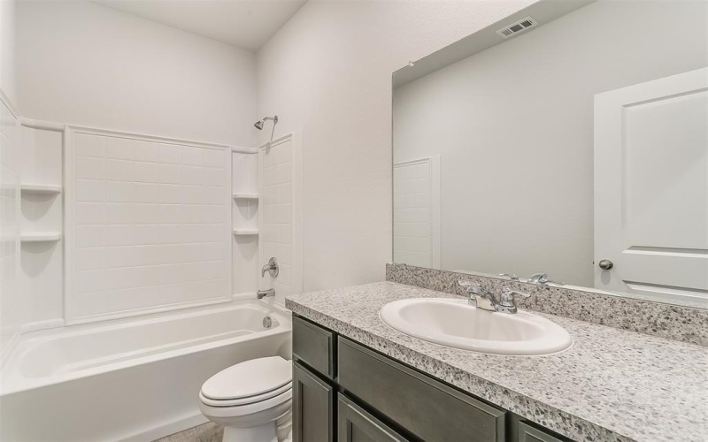 9209 Herringbone Drive, Fort Worth, TX 76131, 4 Habitaciones Habitaciones , ,2 BañosBaños,Residential,En Venta,9209 Herringbone Drive,0,21199669