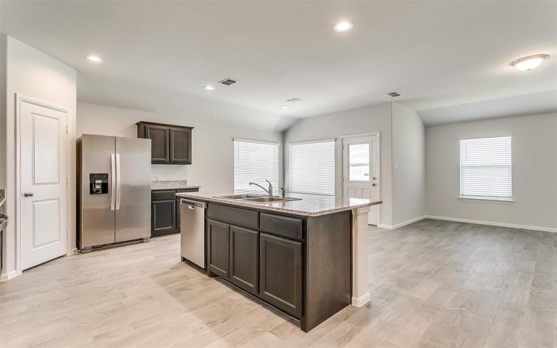 9209 Herringbone Drive, Fort Worth, TX 76131, 4 Habitaciones Habitaciones , ,2 BañosBaños,Residential,En Venta,9209 Herringbone Drive,0,21199669