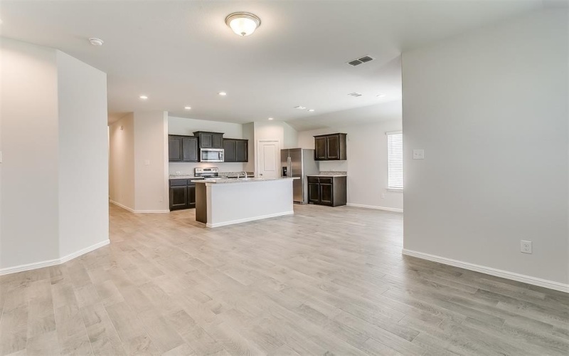 9209 Herringbone Drive, Fort Worth, TX 76131, 4 Habitaciones Habitaciones , ,2 BañosBaños,Residential,En Venta,9209 Herringbone Drive,0,21199669