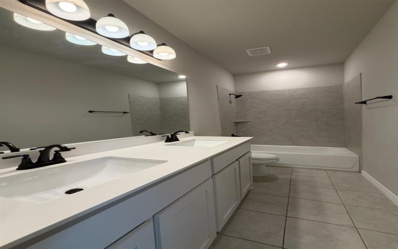 1035 Northern Oaks Court, Springtown, TX 76082, 4 Habitaciones Habitaciones , ,2 BañosBaños,Residential,En Venta,1035 Northern Oaks Court,0,21199699