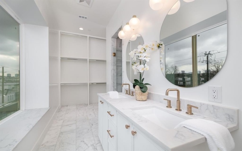 3053 Wycliff Avenue #203, Dallas, TX 75219, 3 Bedrooms Bedrooms, ,3 BathroomsBathrooms,Residential,For Sale,3053 Wycliff Avenue,0,21199914