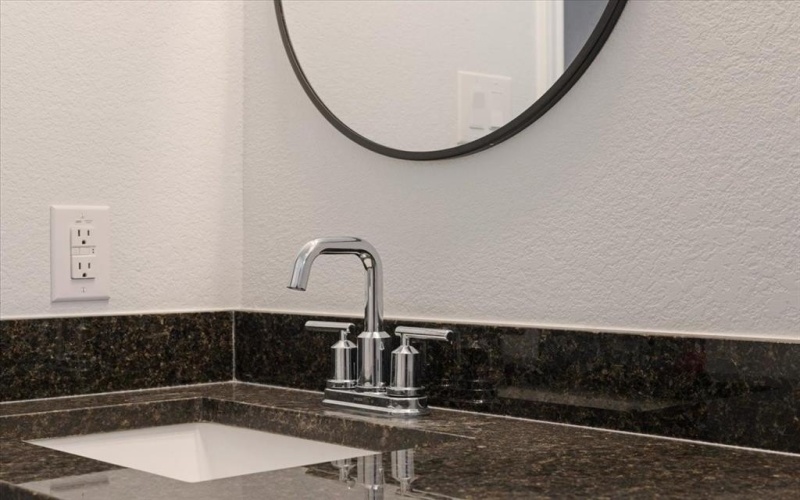 801 S Walnut, Sherman, TX 75090, 3 Habitaciones Habitaciones , ,2 BañosBaños,Residential,En Venta,801 S Walnut,0,21199915