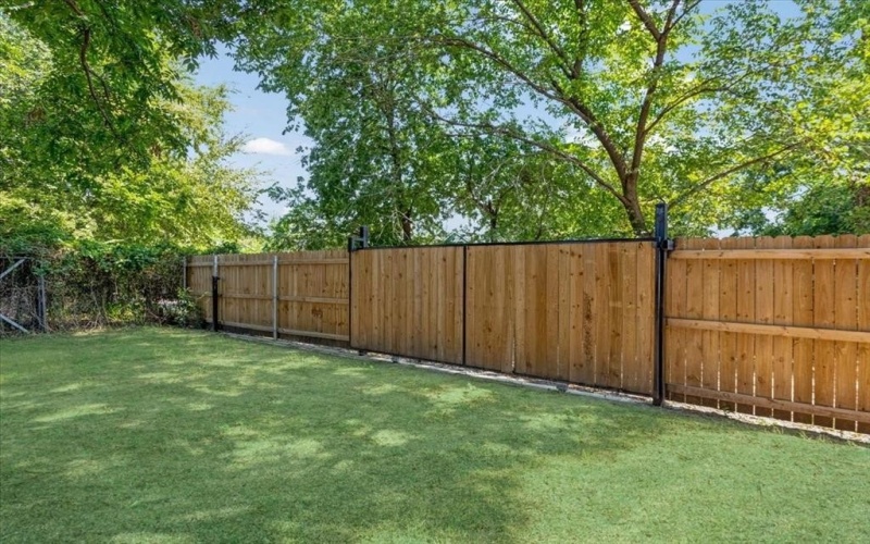 801 S Walnut, Sherman, TX 75090, 3 Habitaciones Habitaciones , ,2 BañosBaños,Residential,En Venta,801 S Walnut,0,21199915