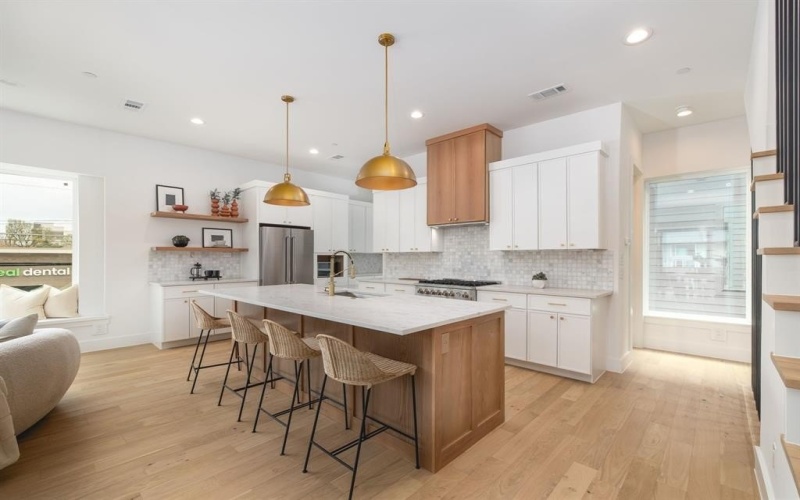 3053 Wycliff Avenue #304, Dallas, TX 75219, 3 Habitaciones Habitaciones , ,3 BañosBaños,Residential,En Venta,3053 Wycliff Avenue,0,21199940