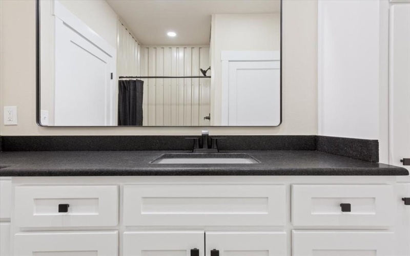 213 Kasberg Road, Leroy, TX 76654, 3 Bedrooms Bedrooms, ,2 BathroomsBathrooms,Residential,For Sale,213 Kasberg Road,0,21199942