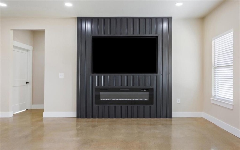 213 Kasberg Road, Leroy, TX 76654, 3 Bedrooms Bedrooms, ,2 BathroomsBathrooms,Residential,For Sale,213 Kasberg Road,0,21199942