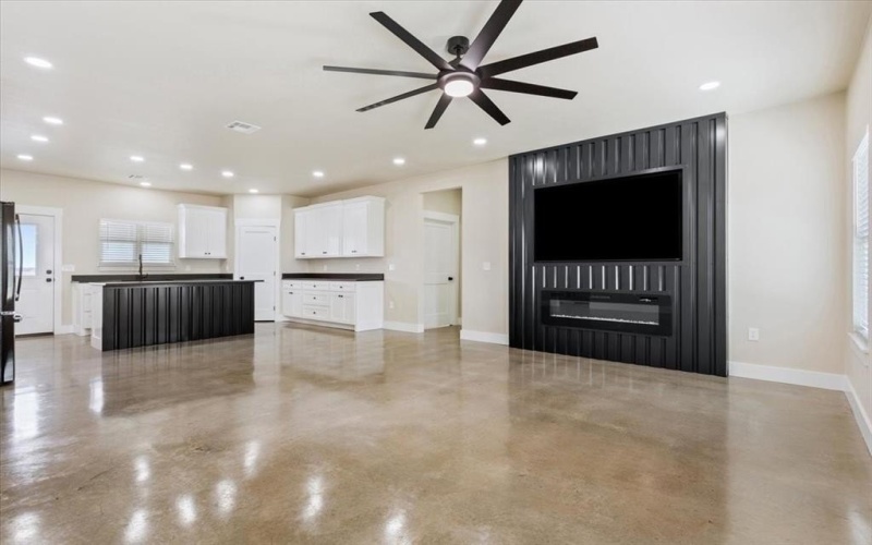 213 Kasberg Road, Leroy, TX 76654, 3 Bedrooms Bedrooms, ,2 BathroomsBathrooms,Residential,For Sale,213 Kasberg Road,0,21199942