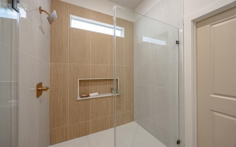 5200 Helmick Avenue, Fort Worth, TX 76107, 4 Habitaciones Habitaciones , ,2 BañosBaños,Residential,En Venta,5200 Helmick Avenue,0,21200130