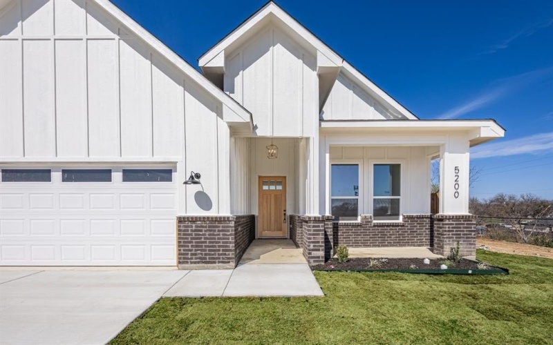 5200 Helmick Avenue, Fort Worth, TX 76107, 4 Habitaciones Habitaciones , ,2 BañosBaños,Residential,En Venta,5200 Helmick Avenue,0,21200130