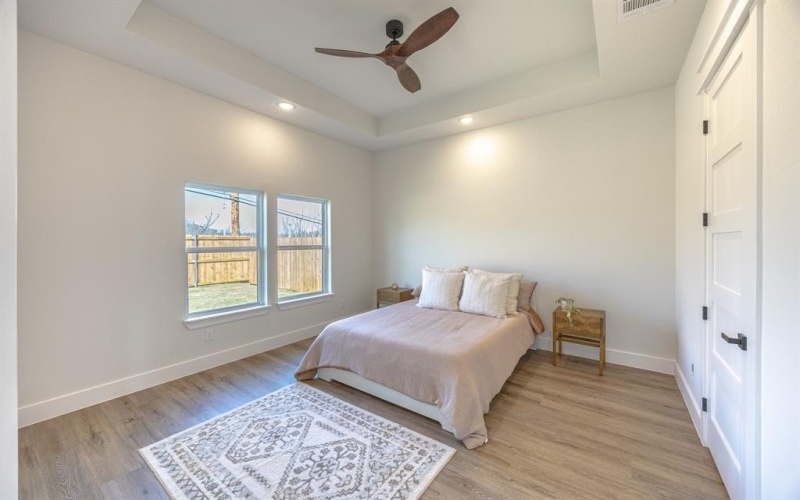 5204 Helmick Avenue, Fort Worth, TX 76107, 4 Bedrooms Bedrooms, ,3 BathroomsBathrooms,Residential,For Sale,5204 Helmick Avenue,0,21200131