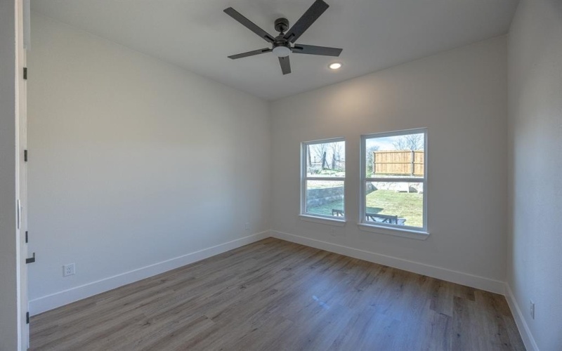 5204 Helmick Avenue, Fort Worth, TX 76107, 4 Bedrooms Bedrooms, ,3 BathroomsBathrooms,Residential,For Sale,5204 Helmick Avenue,0,21200131