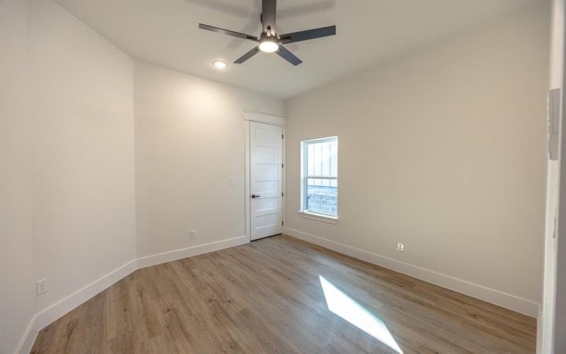 5204 Helmick Avenue, Fort Worth, TX 76107, 4 Bedrooms Bedrooms, ,3 BathroomsBathrooms,Residential,For Sale,5204 Helmick Avenue,0,21200131