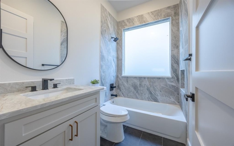 5204 Helmick Avenue, Fort Worth, TX 76107, 4 Bedrooms Bedrooms, ,3 BathroomsBathrooms,Residential,For Sale,5204 Helmick Avenue,0,21200131